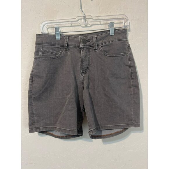 Lee Modern Series Sz 6 Curvy Fit Grey Jean Shorts Lightweight Bermuda - Picture 2 of 8